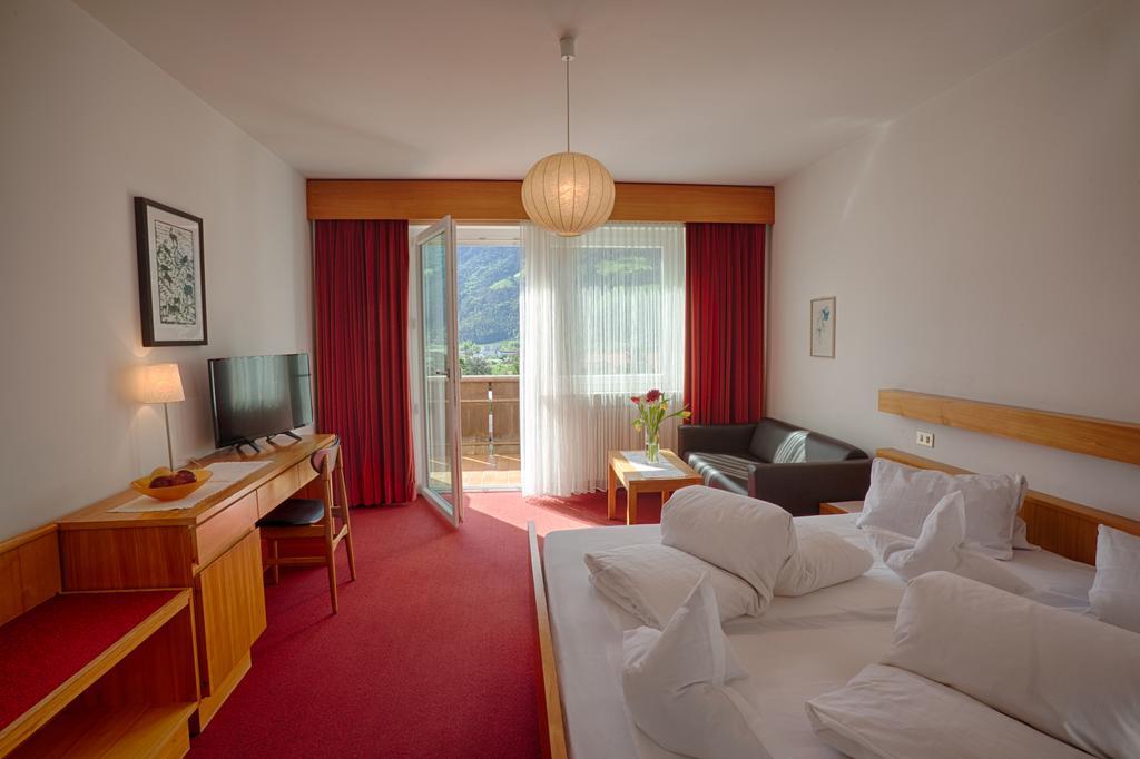 Hotel Weingarten Naturns Esterno foto